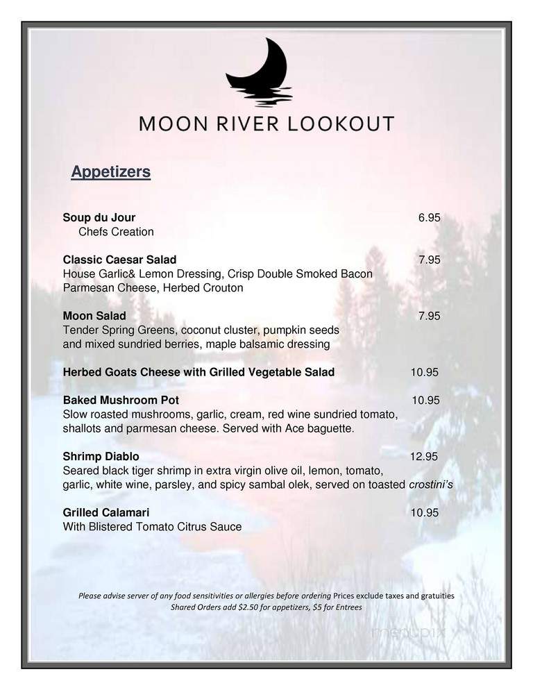 The Moon River Lookout - Muskoka Lakes, ON