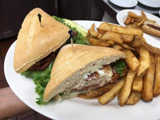 Nauti Goose Saloon - North East, MD menu_pic