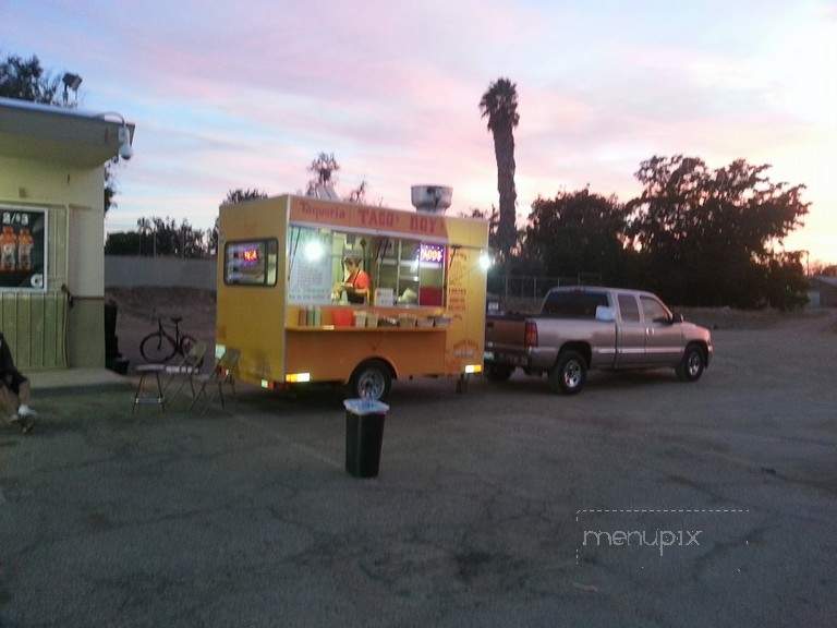 Tacos Nevarez - Fresno, CA