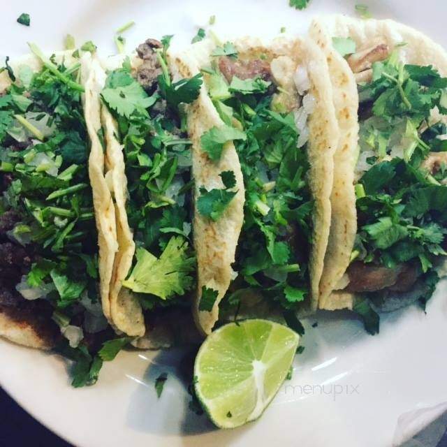 Al Estilo Michoacan - Beaverton, OR menu_pic