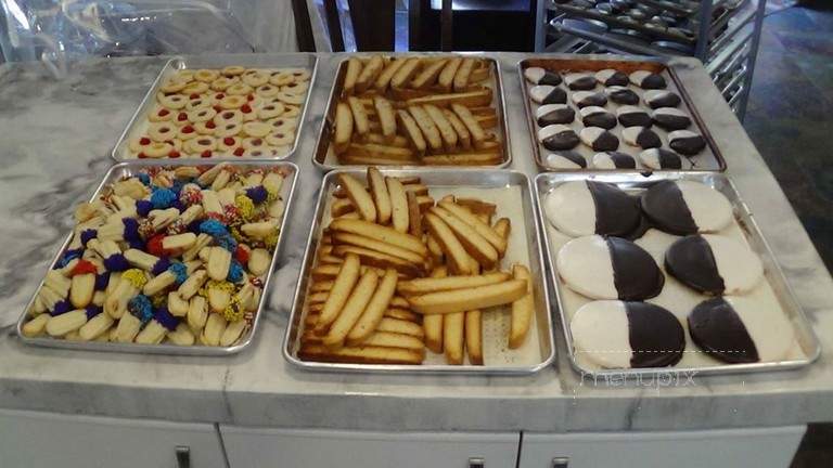 G Sweets Bakery - San Clemente, CA menu_pic