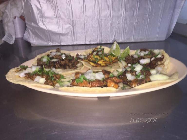 Las Guacamayas - Dallas, TX menu_pic