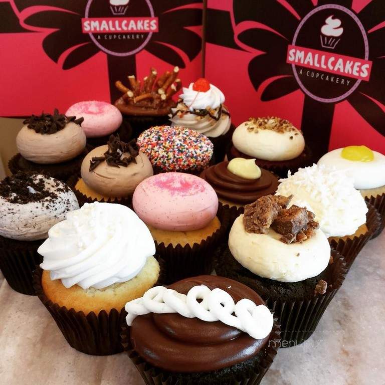 Smallcakes: A Cupcakery - Naperville, IL