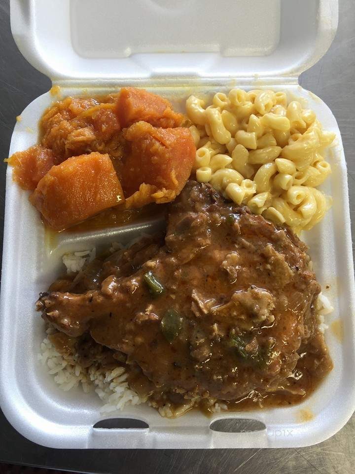 Houston's Finest Soulfood on Wheels - Houston, TX