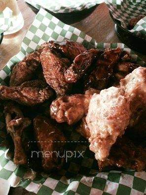 Izzy's Lounge Grill - Warroad, MN menu_pic