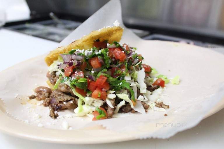 Primos Tacos - Lindsay, CA menu_pic