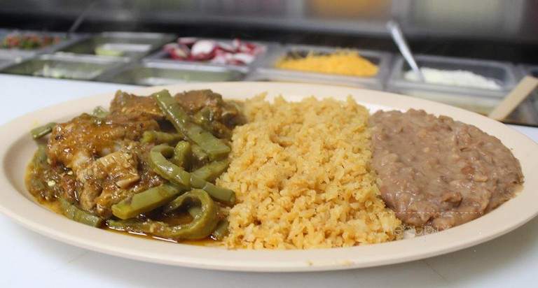 Primos Tacos - Lindsay, CA menu_pic