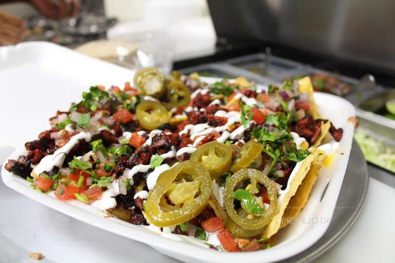 Primos Tacos - Lindsay, CA menu_pic