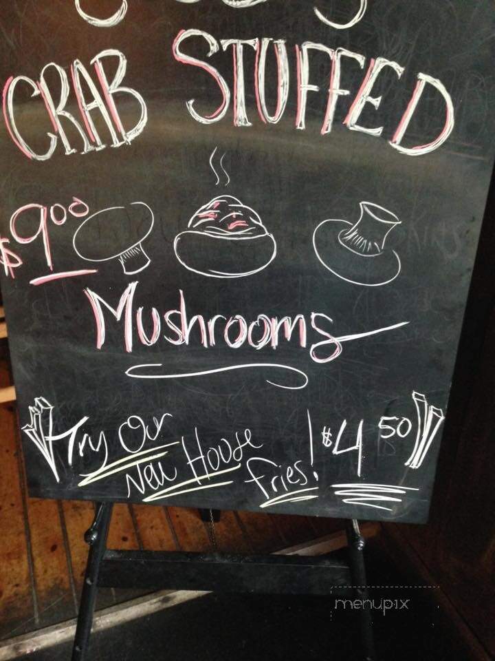 McMacken's Pub - Sturgeon Falls, ON menu_pic