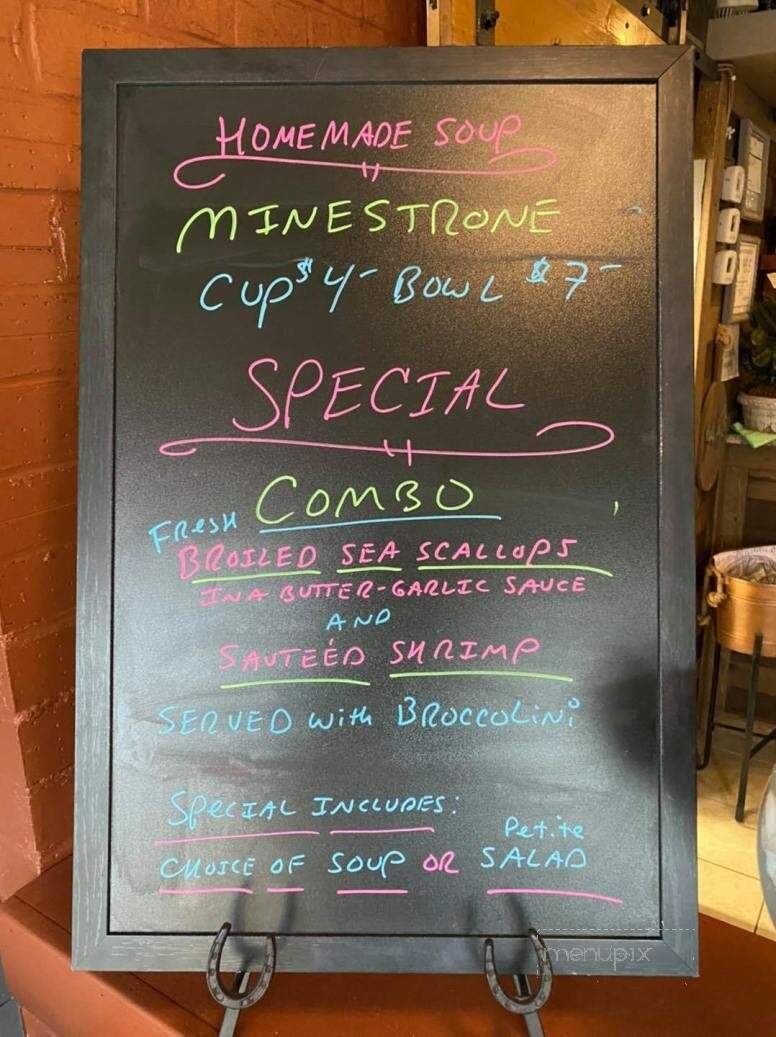 Perrone's Neighborhood Grill - Murphy, NC menu_pic