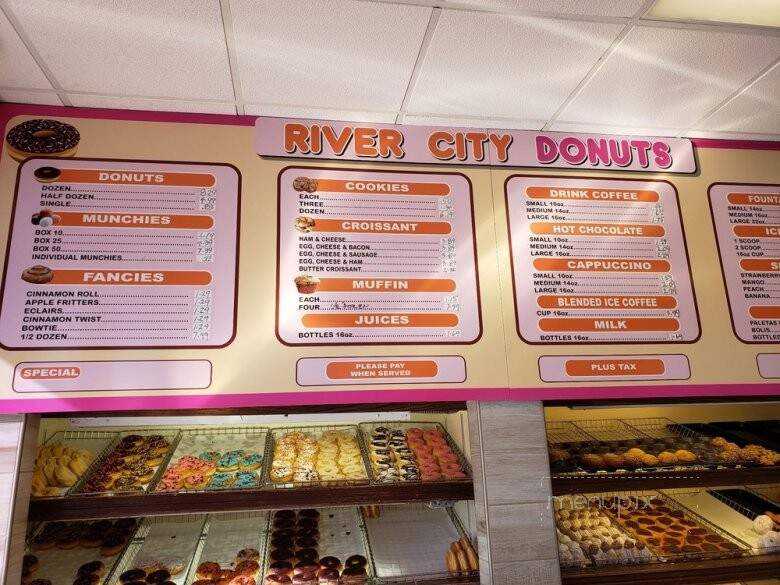 River City Doughnut & Coffee - Del Rio, TX