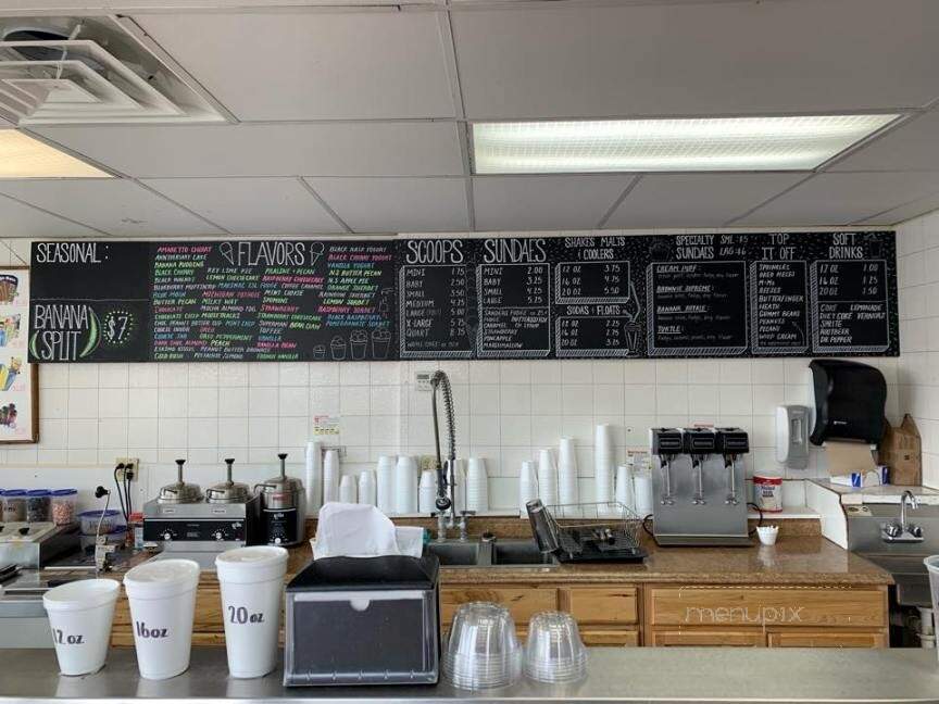 Clark's Ice Cream & Yogurt - Berkley, MI menu_pic