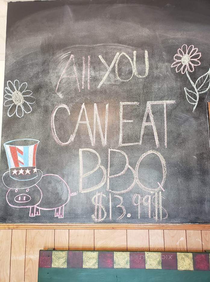 Larry's Bar B Que - Andalusia, AL menu_pic