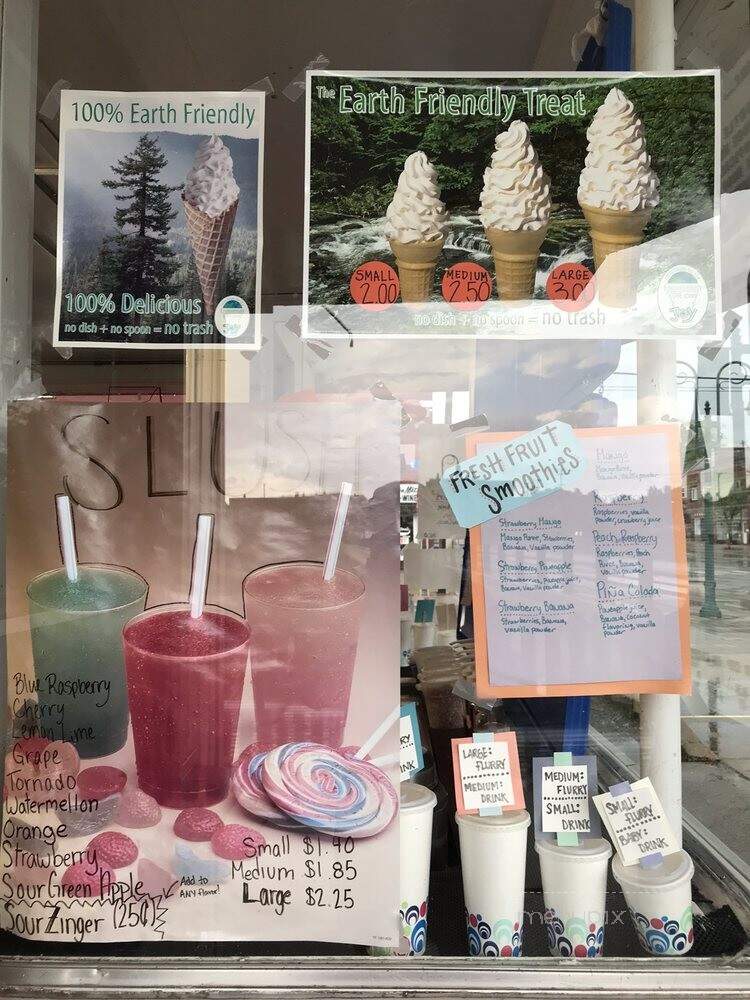Lick-Ity Split - Grand Ledge, MI menu_pic