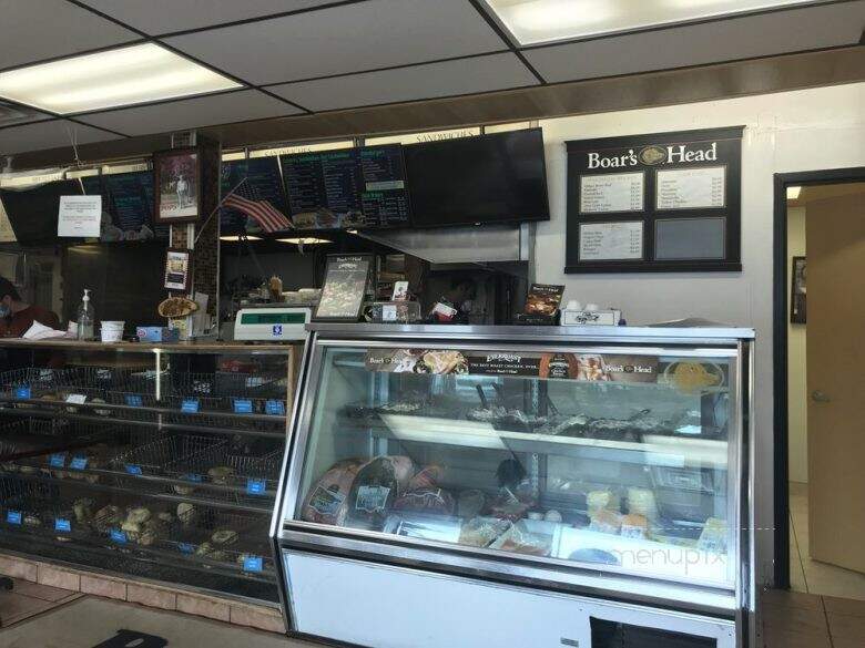 Pop's Bagel Shop - Landing, NJ