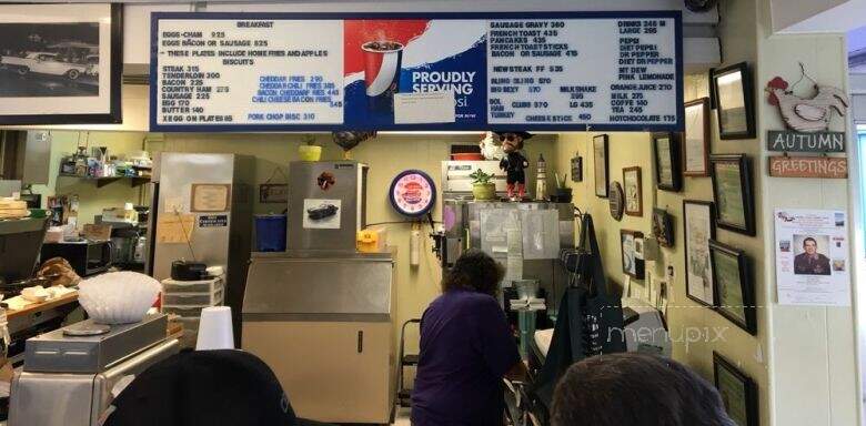 Chef's Drive-Inn - Altavista, VA menu_pic