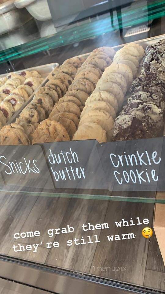 Bella Bakery - Kingsburg, CA menu_pic