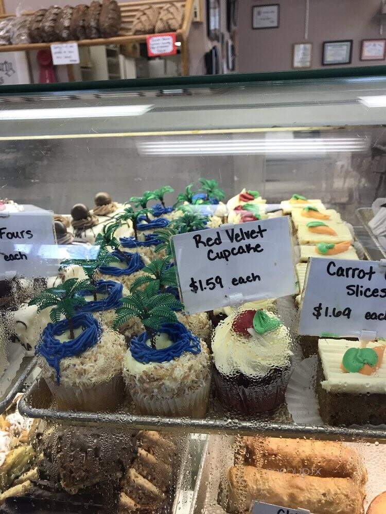 Europe Old Fashion Bakery & Deli - Port Coquitlam, BC