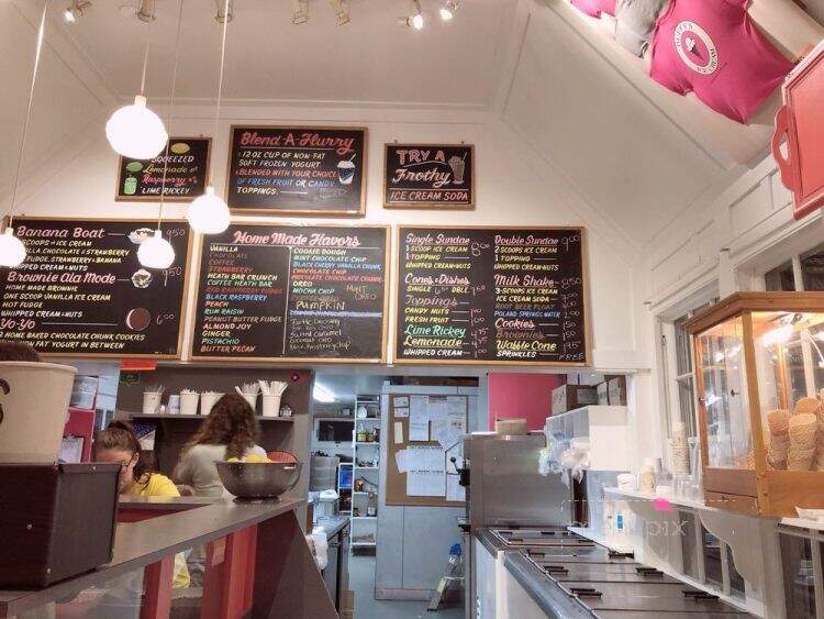 Buffy's Ice Cream Shop - Chatham, MA
