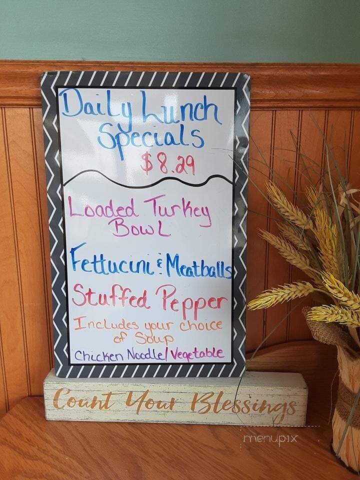 Joey's Avenue Eatery - Wickliffe, OH menu_pic