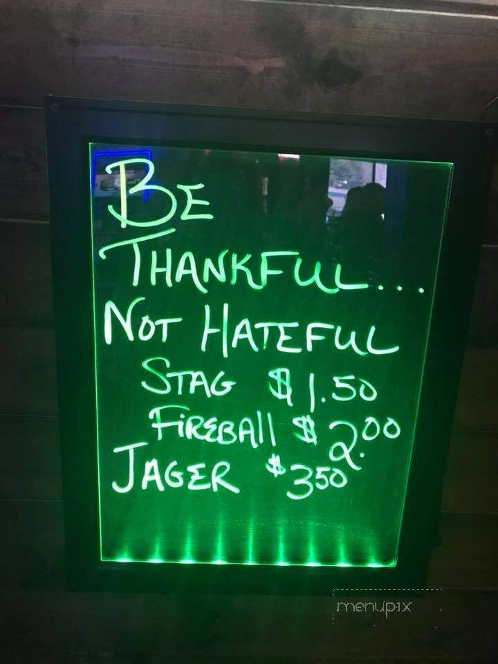 T R's Place - Belleville, IL menu_pic