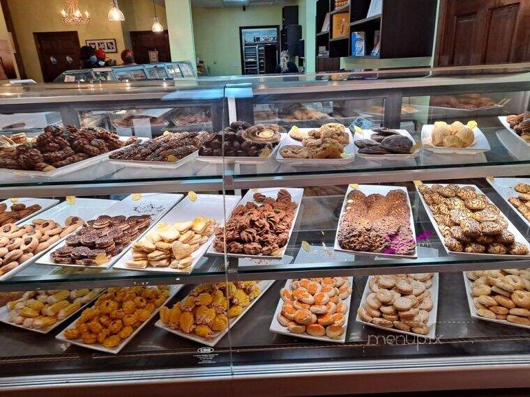 Cannoli Pastry - Dearborn, MI menu_pic
