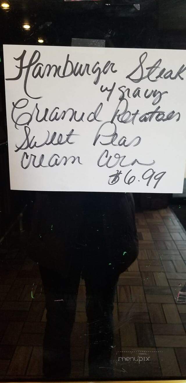 Charlie B's - Bridgeport, AL menu_pic