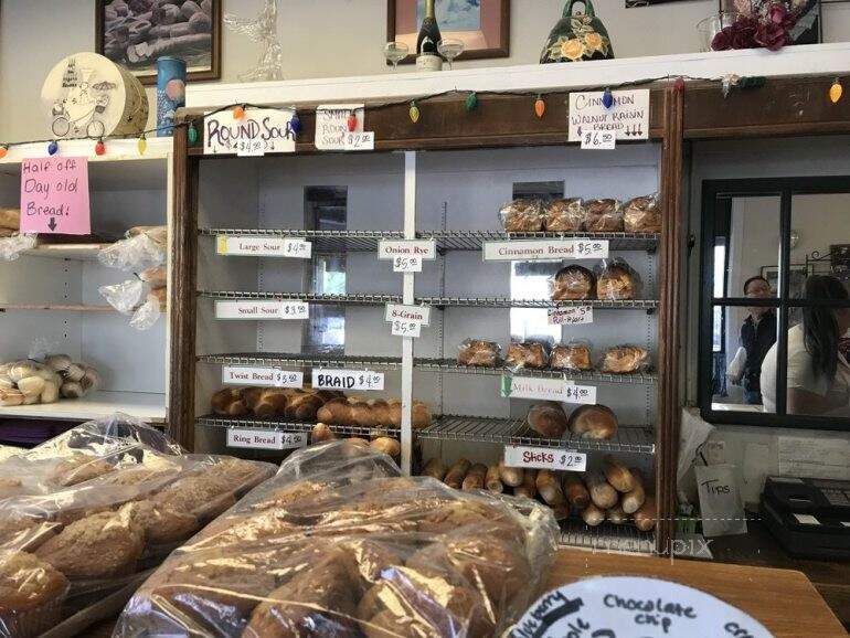 New Roma Bakery - Sacramento, CA