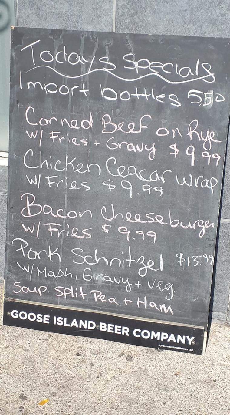 Tom's Corner Bar - Winsted, MN menu_pic