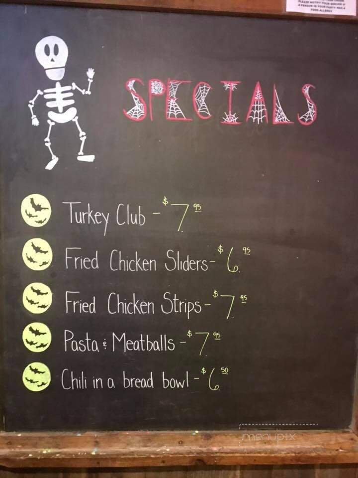 Upperdeck Sports Bar & Grille - Barre, MA