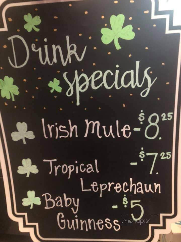 Upperdeck Sports Bar & Grille - Barre, MA