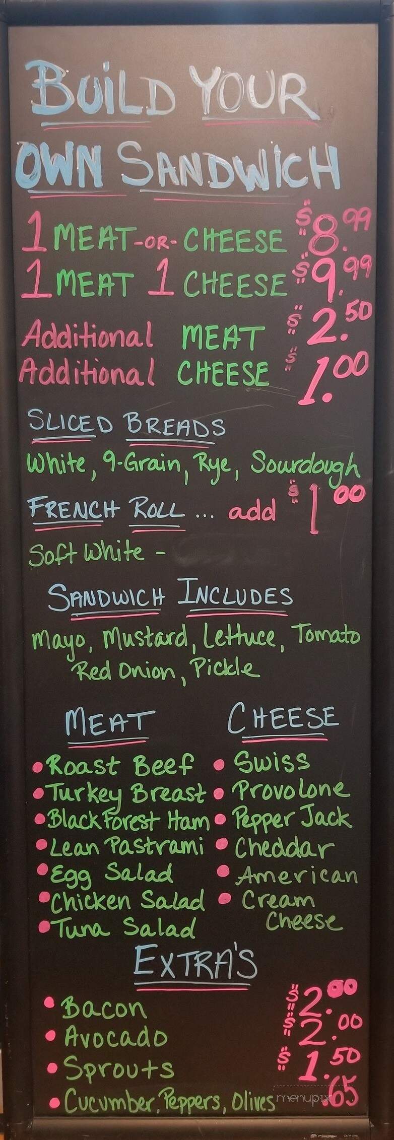 Picnic Basket Delicatessen - Shady Cove, OR