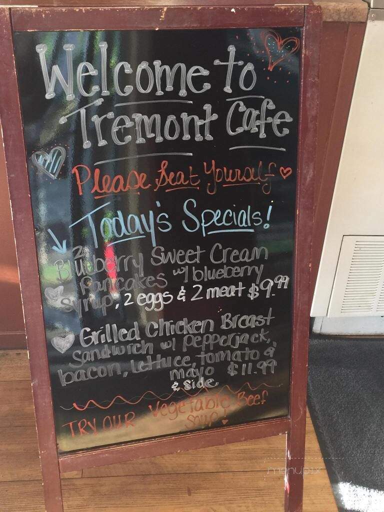 Tremont Cafe & Creamery - Red Bluff, CA