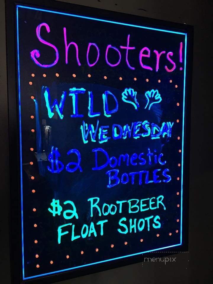 Shooters Bar - sterling, IL
