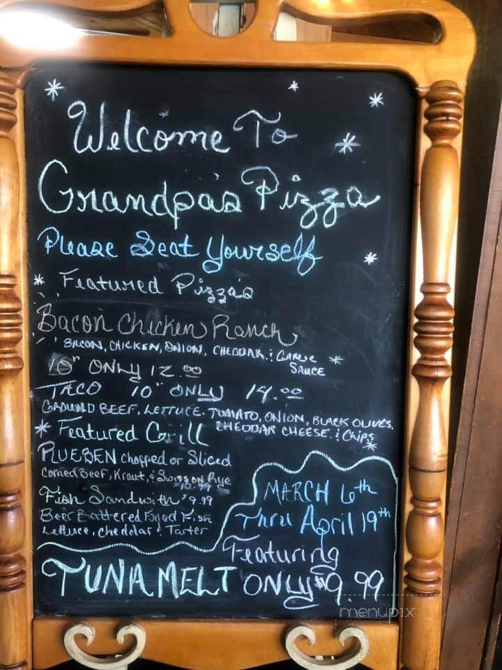 Grandpa's Pizza & Grill - Ladysmith, WI
