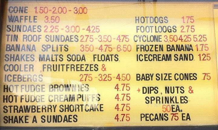 Shaker's Dairy Bar - Madison Heights, MI