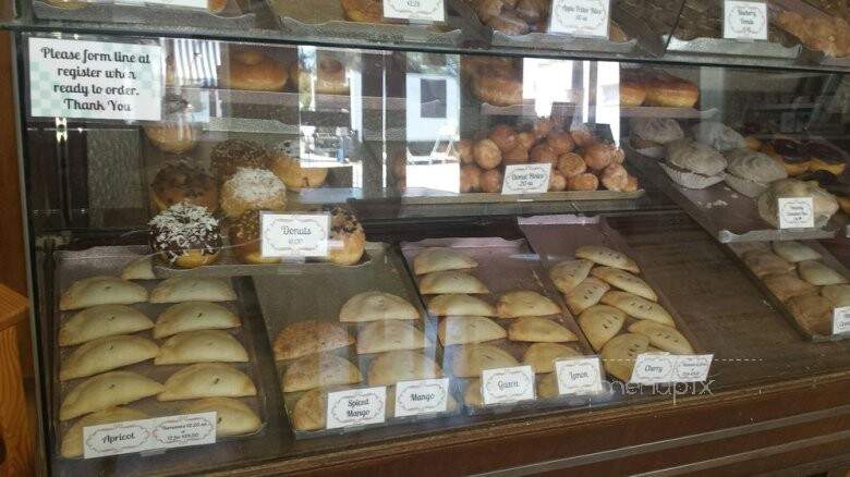 San Juan Bakery & Grocery - San Juan Bautista, CA