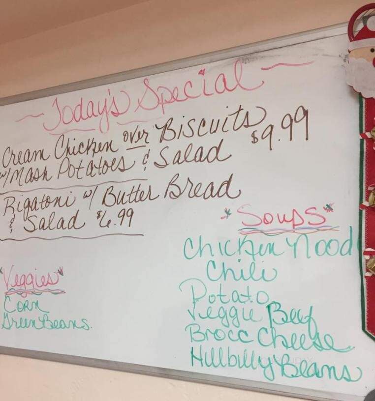 Mom's Place - Fairmont, WV menu_pic