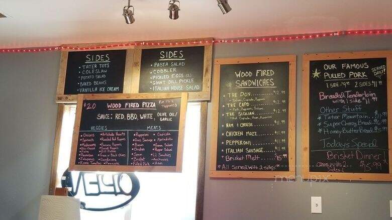 Lunch Box BBQ Cafe - Minburn, IA menu_pic