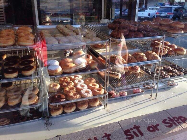 Scotty's Donuts - Visalia, CA