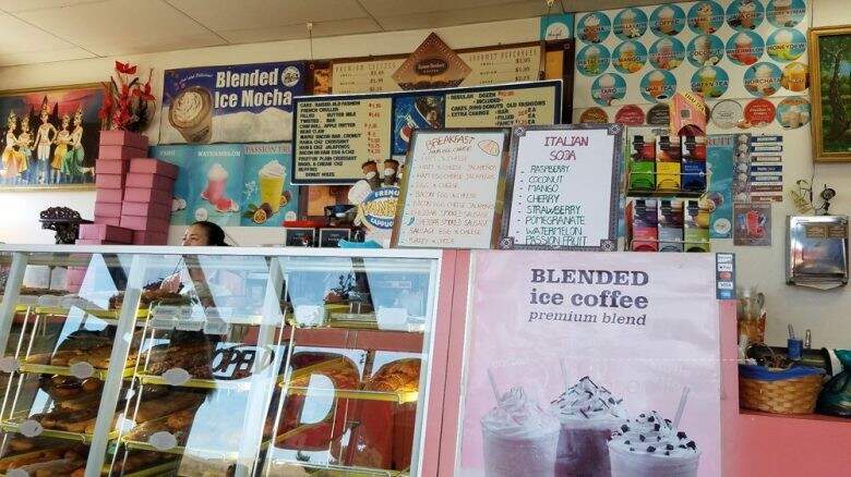 Dolly's Donuts - Morro Bay, CA menu_pic