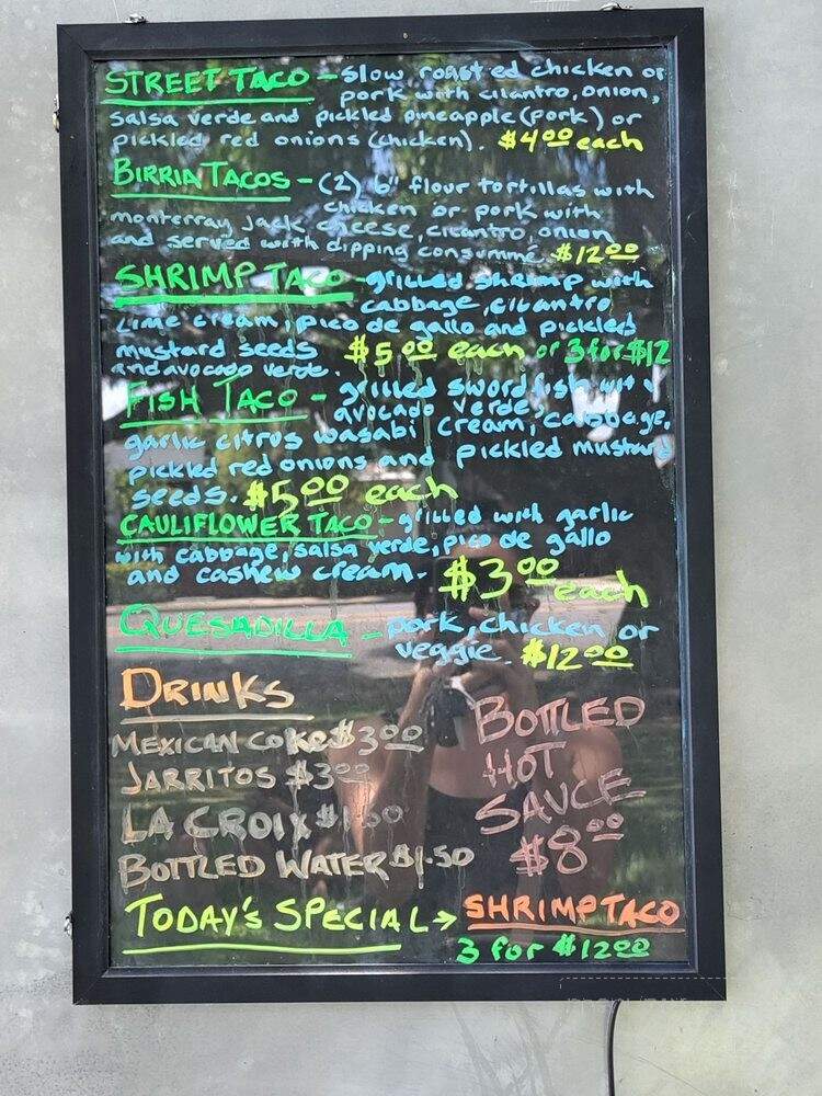 Dos Jefes - Honolulu, HI menu_pic