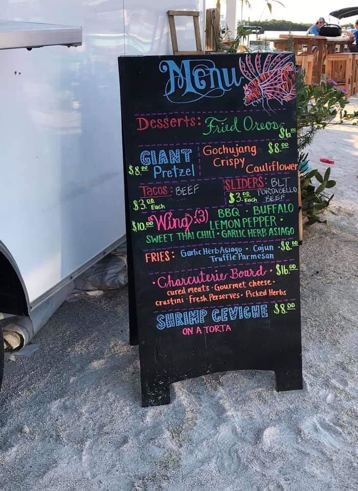 Fin & Juice Bar and Lounge - Tavernier, FL