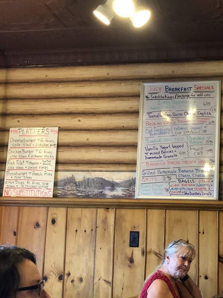 Auntie M's - Greenville, ME menu_pic