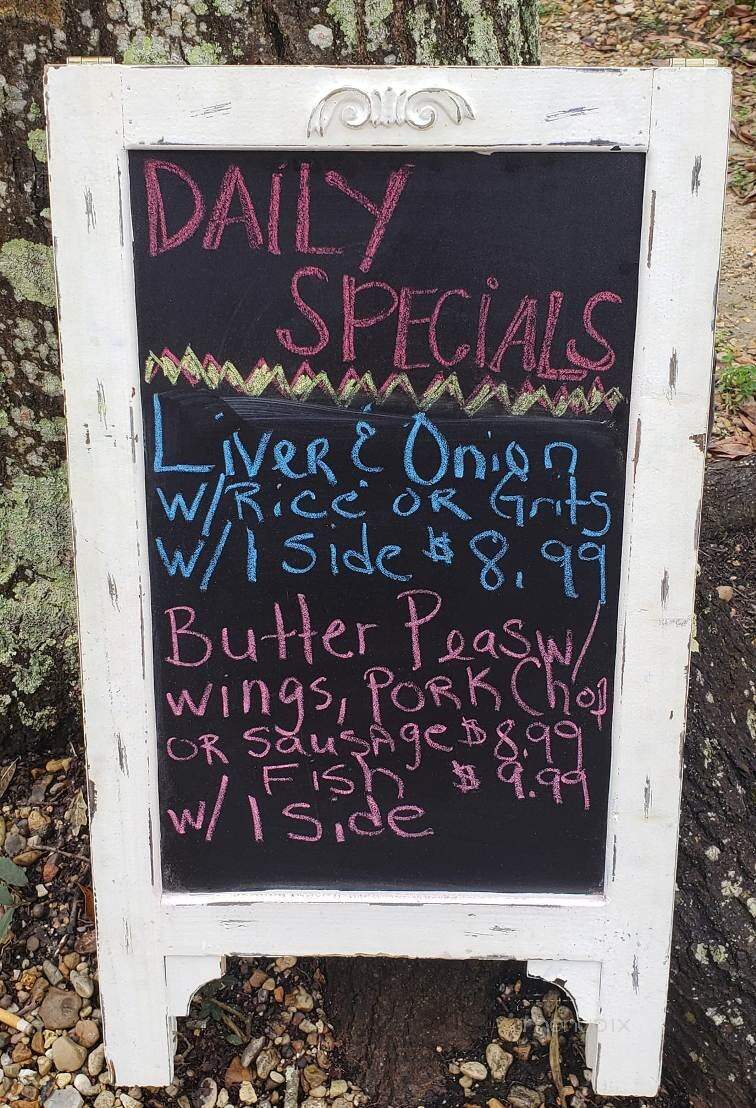B&B Generations - Folsom, LA menu_pic
