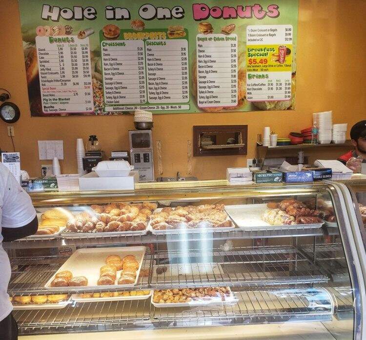 Hole in One Donuts - Tampa, FL