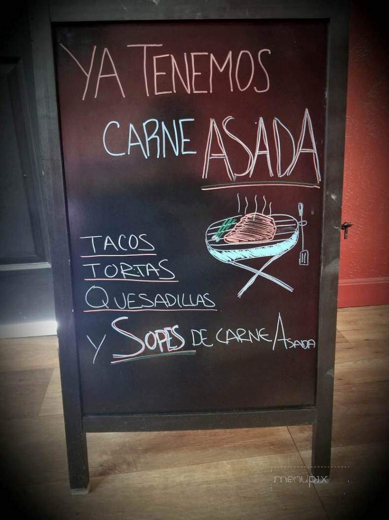 Sopes Yogi - Yuma, AZ menu_pic