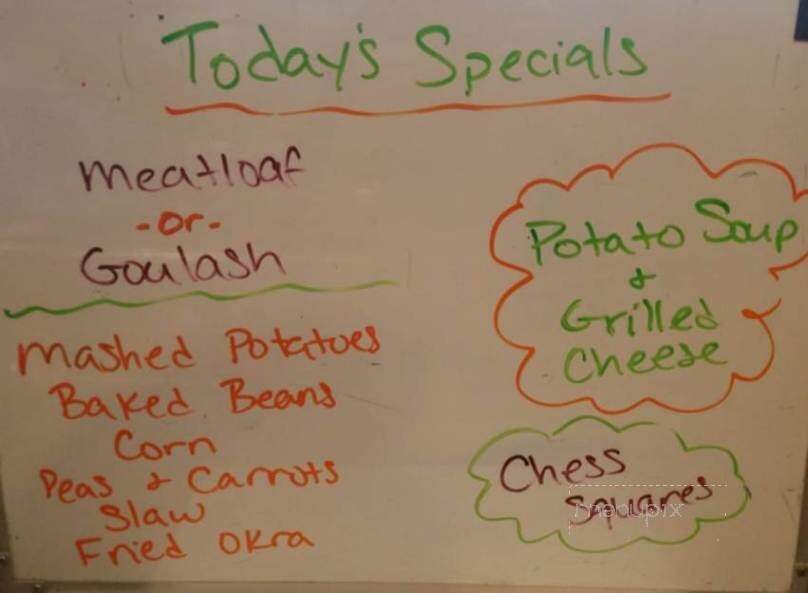 Court Side Cafe - Charlotte, TN menu_pic