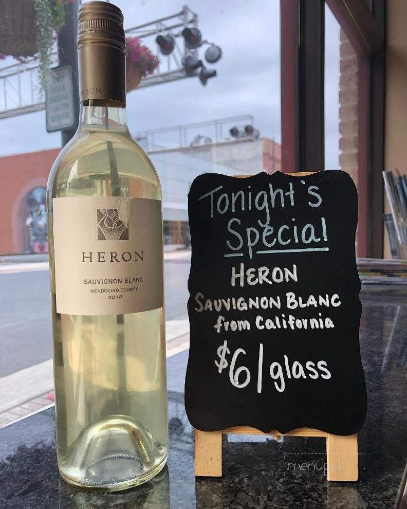 Lumina Wine and Beer - Asheboro, NC menu_pic