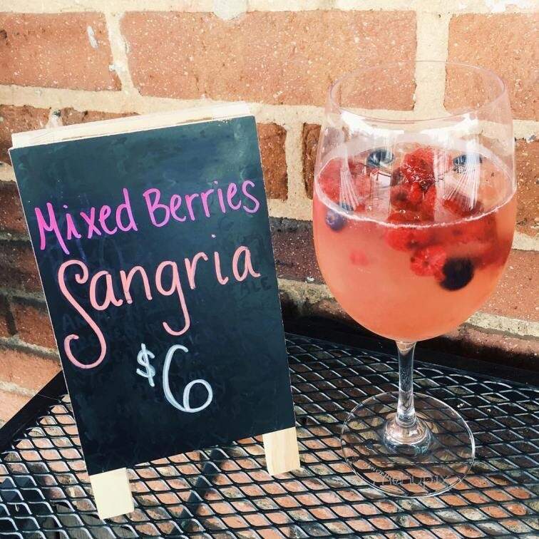 Lumina Wine and Beer - Asheboro, NC menu_pic